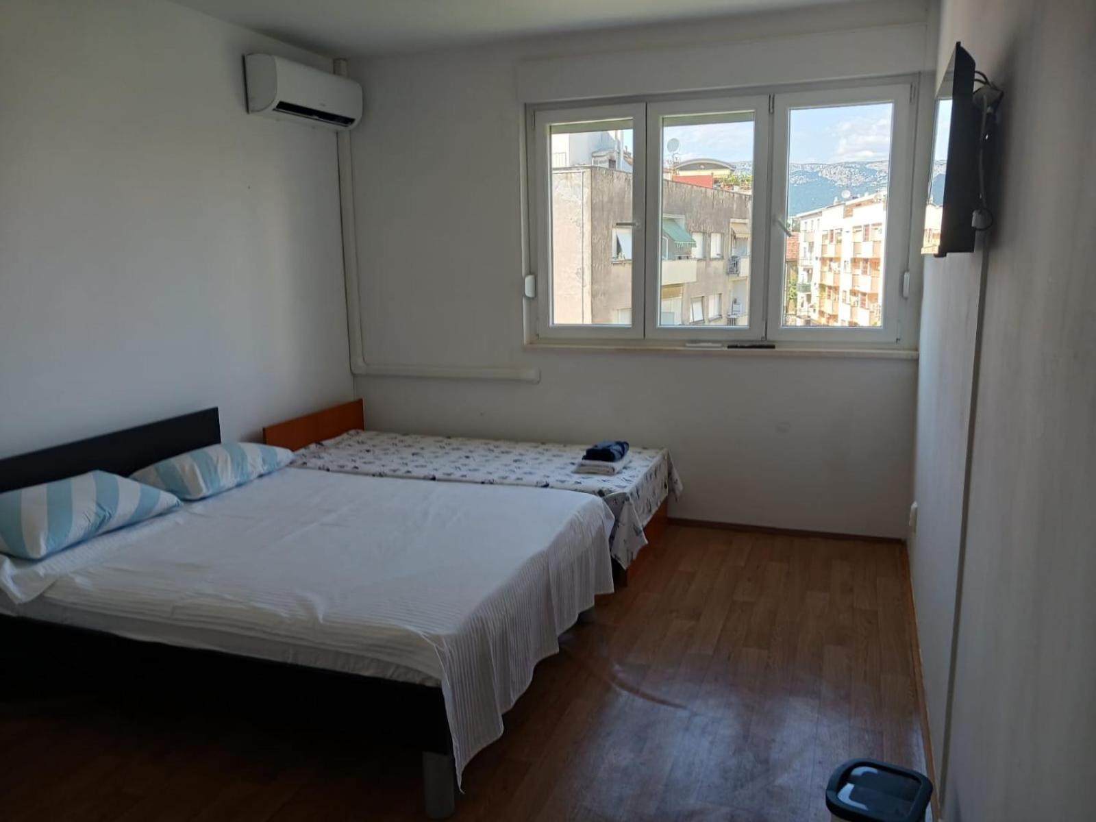 Room With Private Toilet And Terrace In City Center In Shared Apartment Split Eksteriør bilde